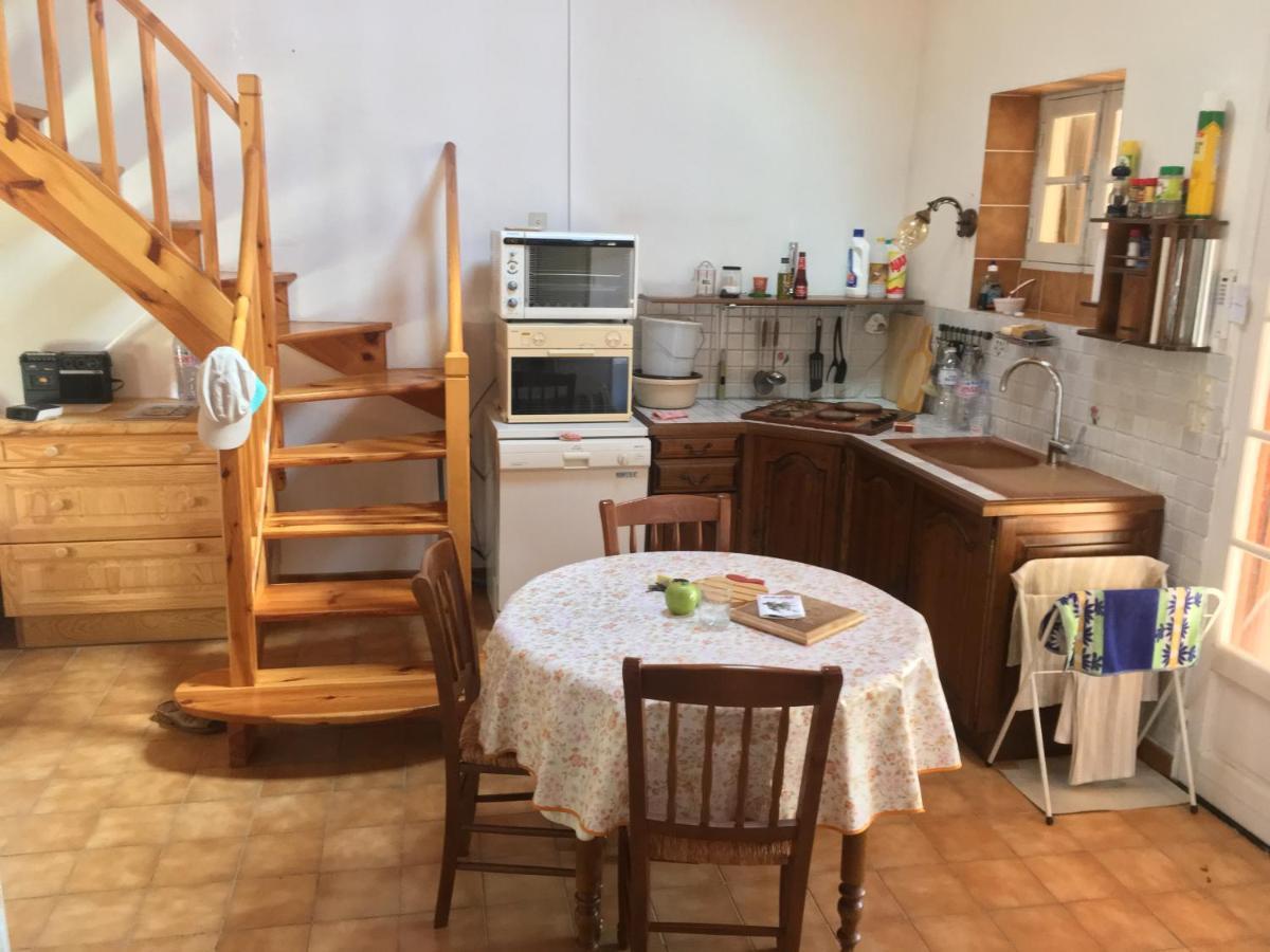 Jolie Petite Maison Dans Hameau En Pleine Nature Taussac-la-Billiere Εξωτερικό φωτογραφία